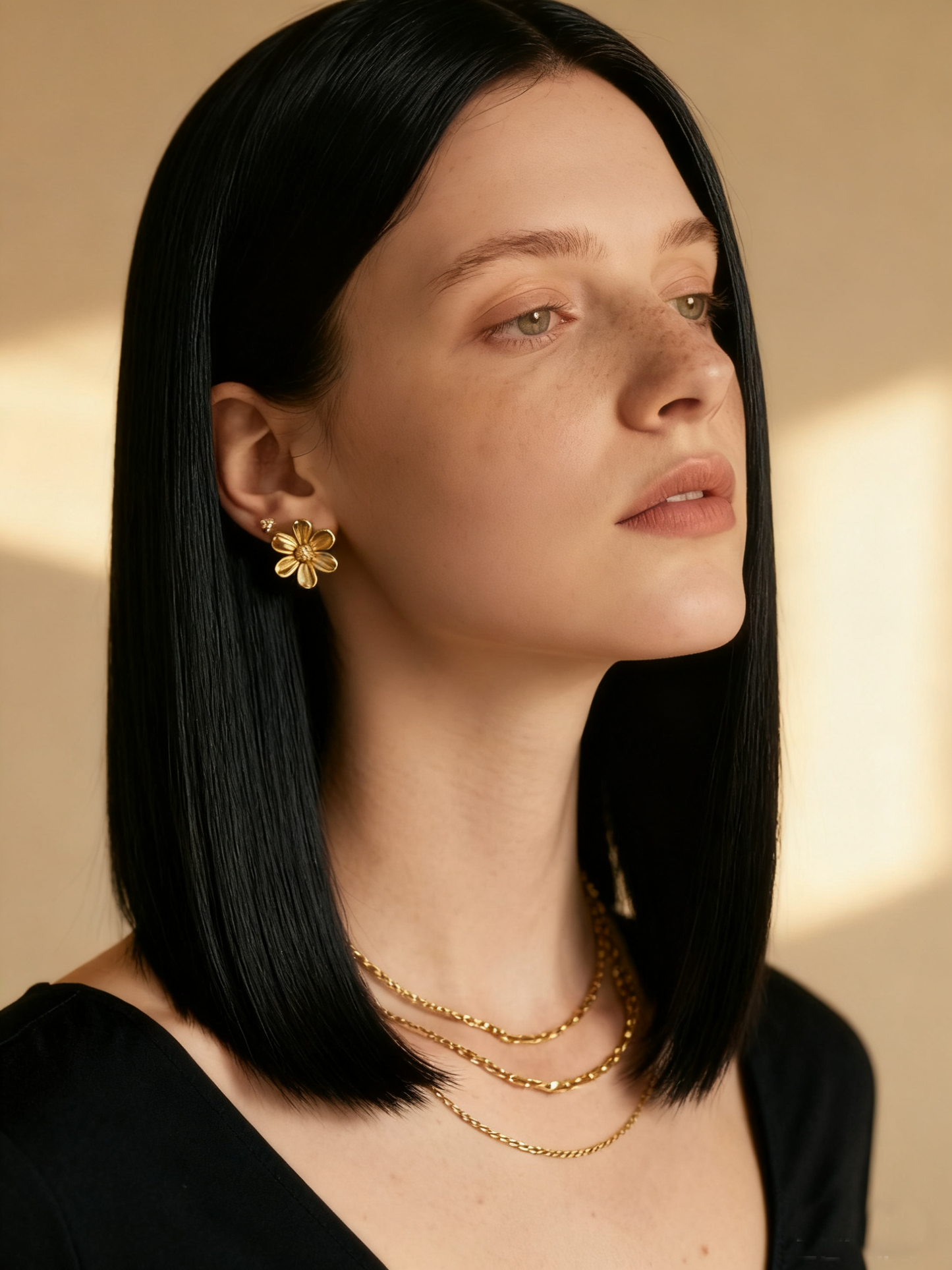 Full Coverage Topper Made of 100% Human Hair with Accent Streaks – Undetectable Lace Net