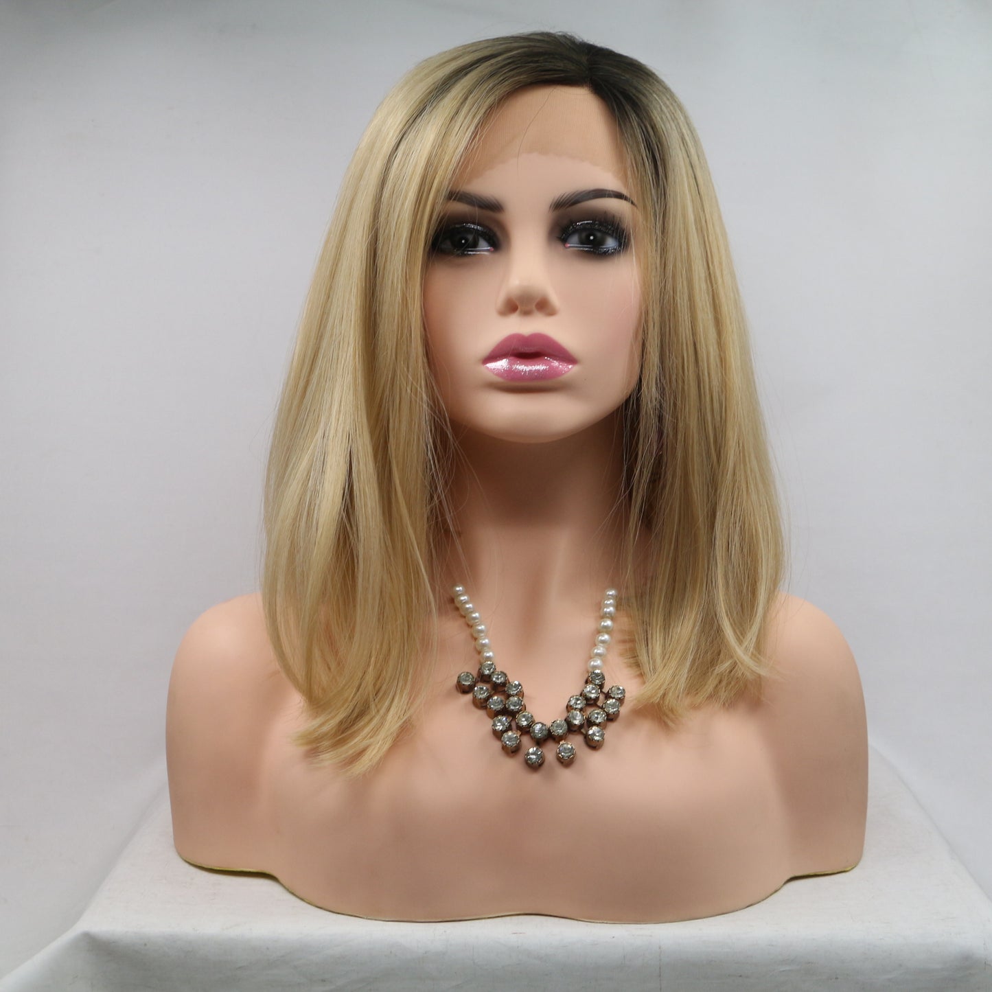 Dark Blonde lace front synthetic hair wig Ash Blonde fashion wig for women Ombre Wig Costume Wig